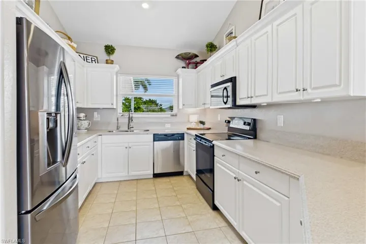 2658 Sw 31st Ln, Cape Coral, Florida 33914