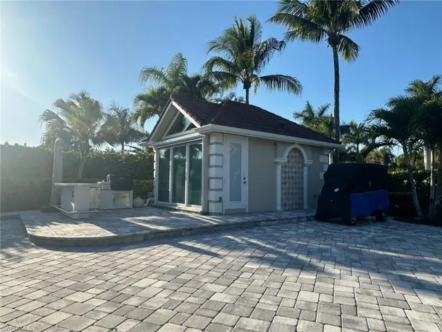 4721  Chariot  CT, Naples, FL 34114