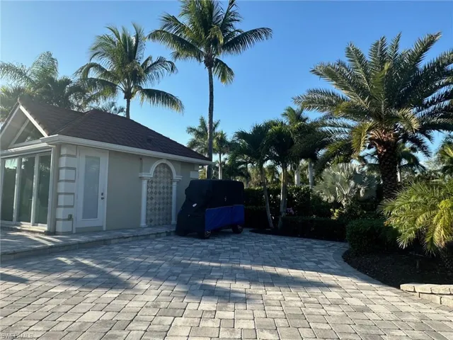 4721  Chariot  CT, Naples, FL 34114