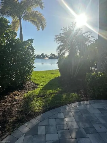 4721  Chariot  CT, Naples, FL 34114