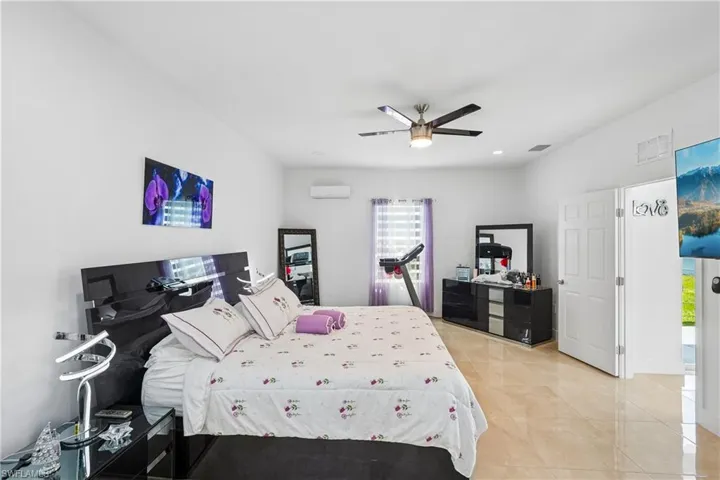910 Richmond Ave N, Lehigh Acres, Florida 33972