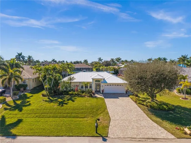 Turnkey Gulf access home in Surfside