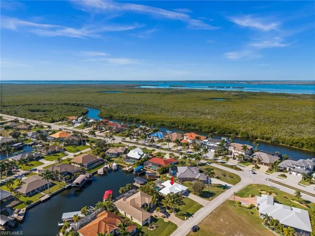 View overlooking the mangroves and Pine Island Sound