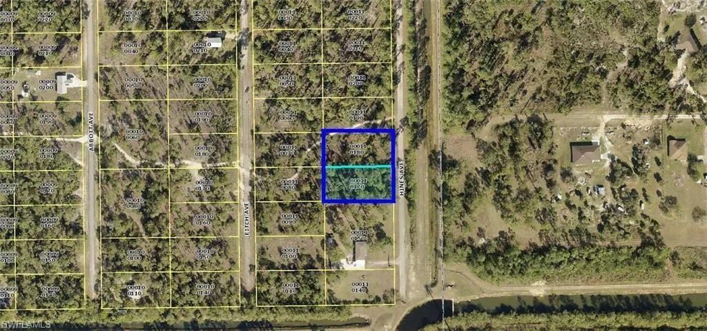 Aerial overview of property's location featuring property boundaries highlighted