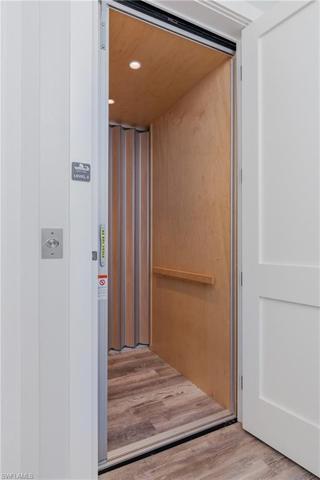 COMMON ELEVATOR