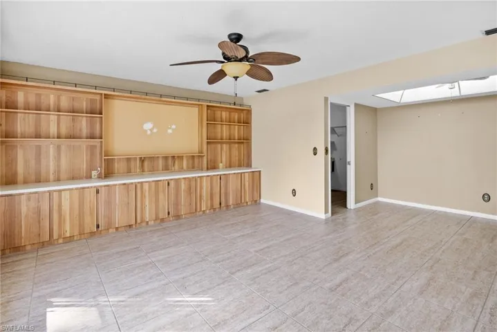 711 Mirror Lakes Dr, Lehigh Acres, Florida 33974