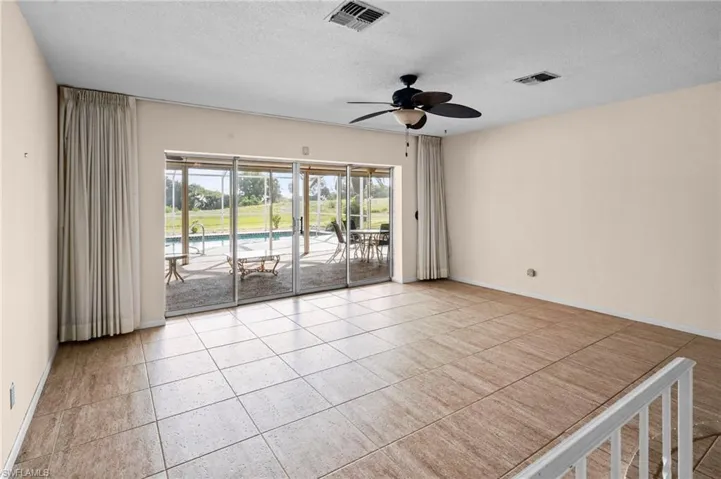711 Mirror Lakes Dr, Lehigh Acres, Florida 33974