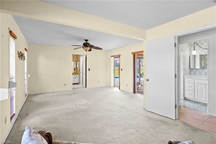 711 Mirror Lakes Dr, Lehigh Acres, Florida 33974
