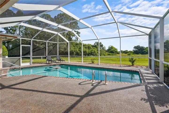 711 Mirror Lakes Dr, Lehigh Acres, Florida 33974