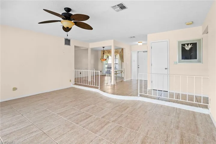 711 Mirror Lakes Dr, Lehigh Acres, Florida 33974