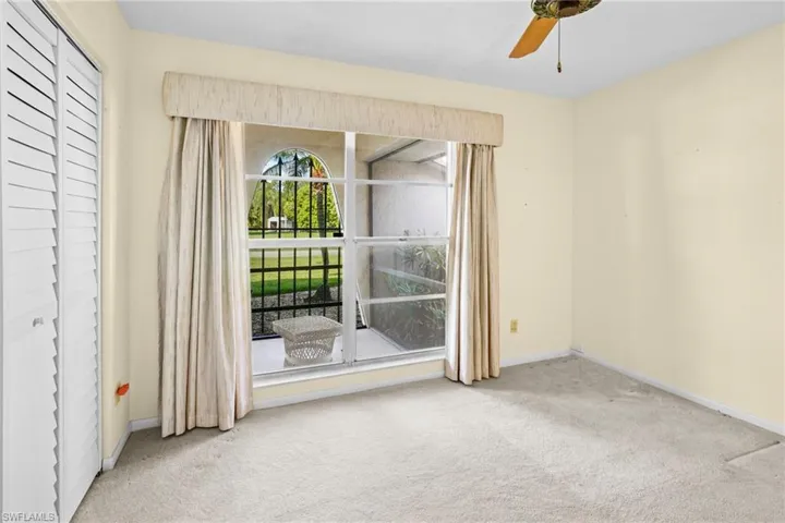 711 Mirror Lakes Dr, Lehigh Acres, Florida 33974