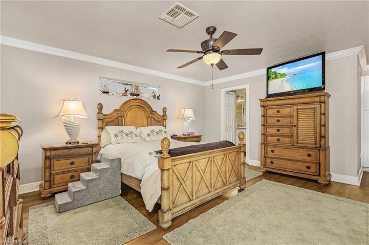 2123 SE 11th ST, CAPE CORAL FL 33990