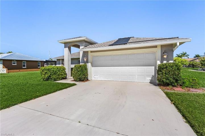 2123 SE 11th ST, CAPE CORAL FL 33990