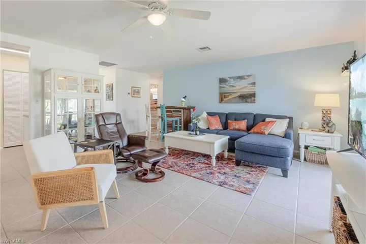 4263  Island  CIR, Fort Myers, FL 33919