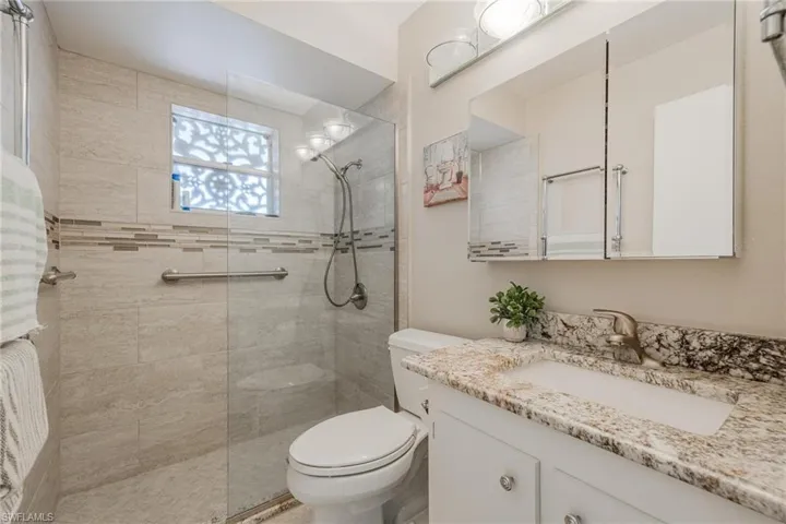 4263  Island  CIR, Fort Myers, FL 33919
