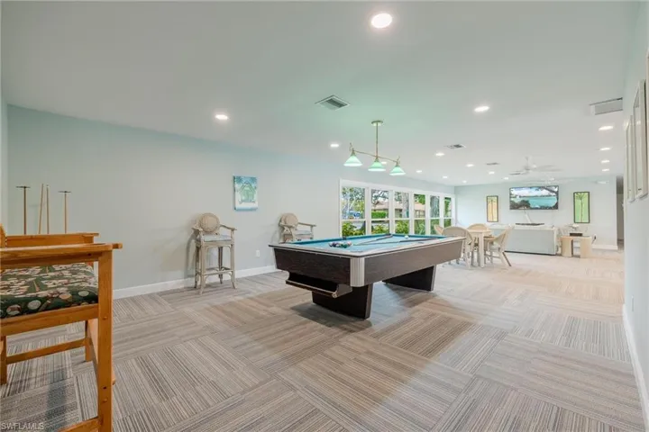 4263  Island  CIR, Fort Myers, FL 33919