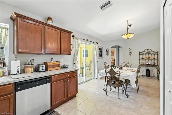 3914 S Chamberlain  BLVD, North Port, FL 34286