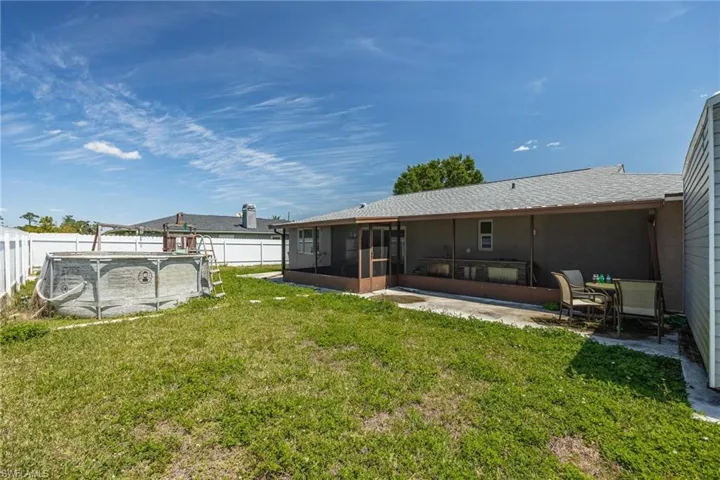 112  Airview  AVE, Lehigh Acres, FL 33936