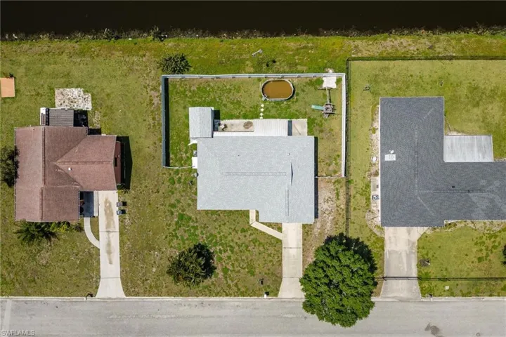 112  Airview  AVE, Lehigh Acres, FL 33936