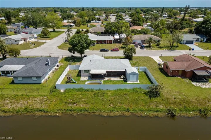 112  Airview  AVE, Lehigh Acres, FL 33936