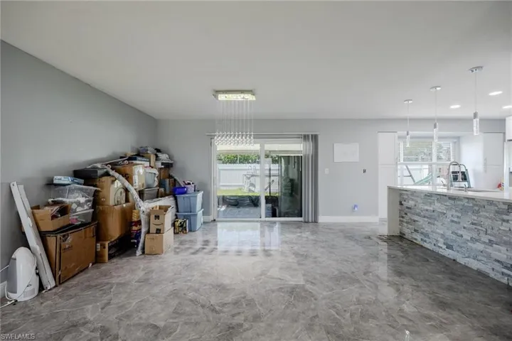 112  Airview  AVE, Lehigh Acres, FL 33936