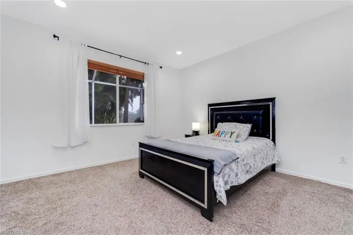14190 Fall Creek Ct, Naples, Florida 34114