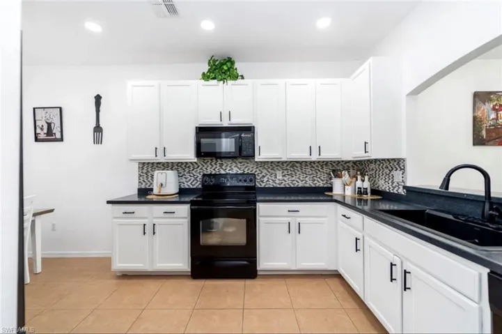 14190 Fall Creek Ct, Naples, Florida 34114