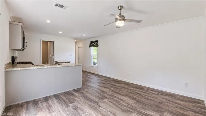 21190 Cypress Park Cir W, Estero, Florida 33928