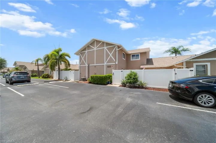 1111 SE 8th  TER, Cape Coral, FL 33990