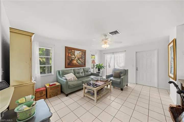 1111 SE 8th  TER, Cape Coral, FL 33990