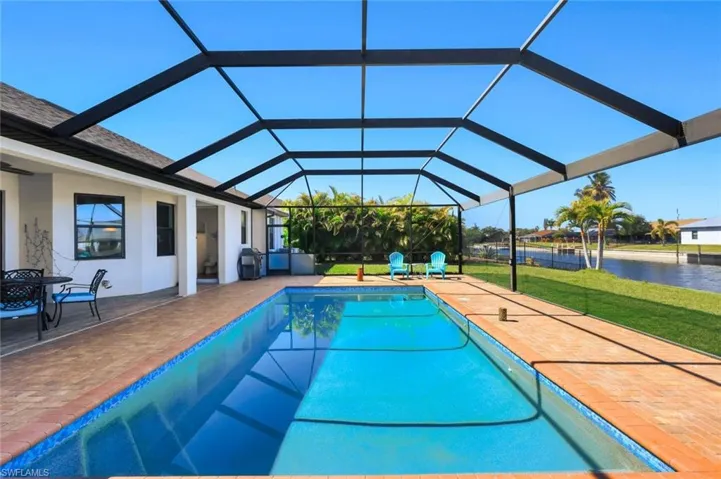 237 SW 21st  ST, Cape Coral, FL 33991