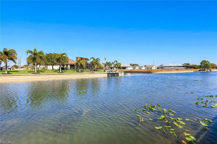 237 SW 21st  ST, Cape Coral, FL 33991