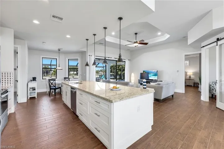 237 SW 21st  ST, Cape Coral, FL 33991
