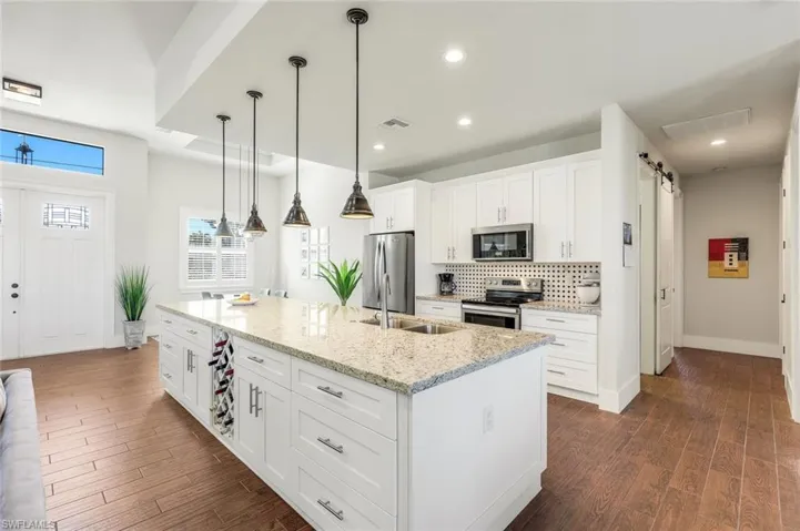 237 SW 21st  ST, Cape Coral, FL 33991
