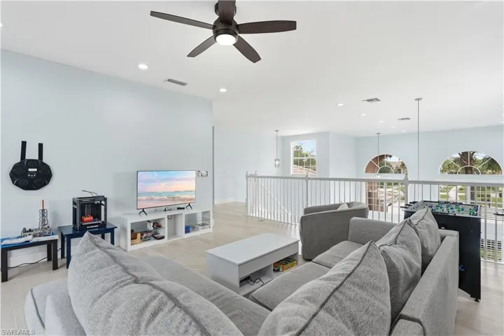 1394 King Sago Ct, Naples, Florida 34119