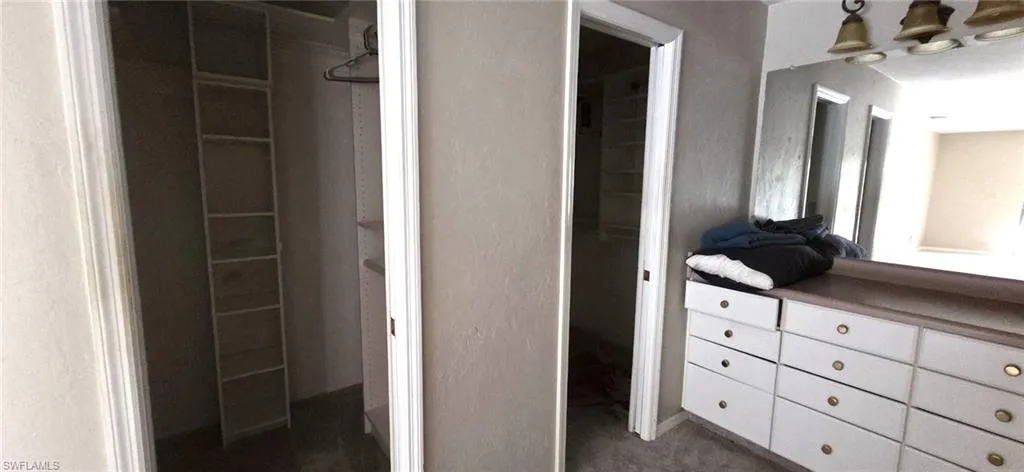 5869 Tallowood Cir, Fort Myers, Florida 33919