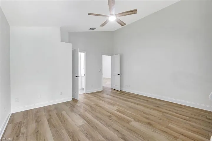7052 Timberland Cir, Naples, Florida 34109