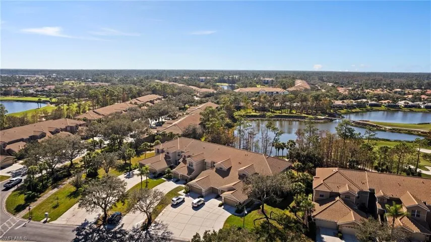 8488  Radcliffe  TER, Naples, FL 34120