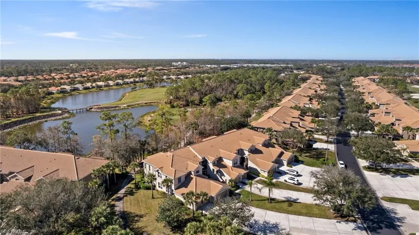8488  Radcliffe  TER, Naples, FL 34120