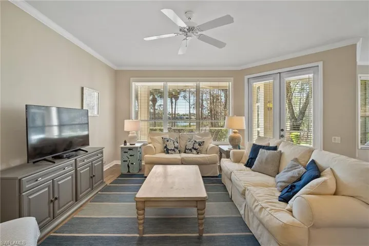 8488  Radcliffe  TER, Naples, FL 34120