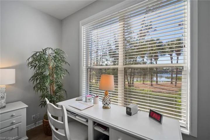 8488  Radcliffe  TER, Naples, FL 34120