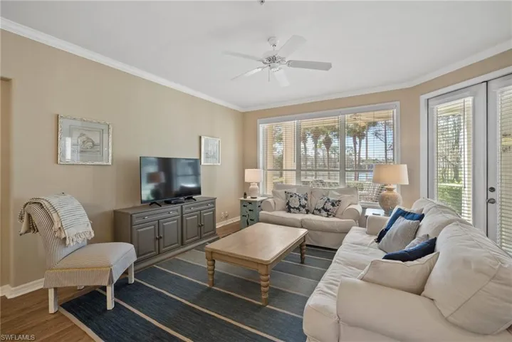 8488  Radcliffe  TER, Naples, FL 34120