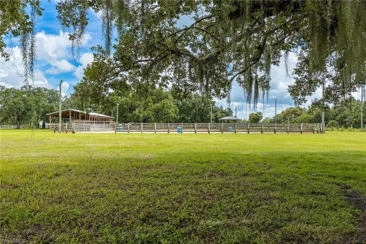 1125 Bronco Ct, Labelle Fl 33935