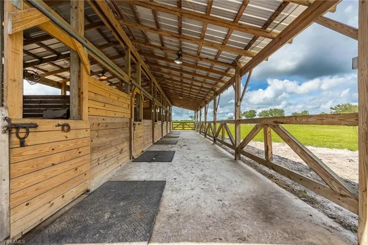 1125 Bronco Ct, Labelle Fl 33935