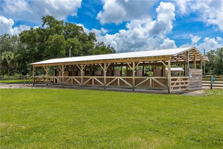 1125 Bronco Ct, Labelle Fl 33935
