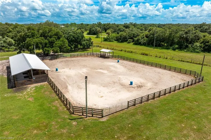1125 Bronco Ct, Labelle Fl 33935