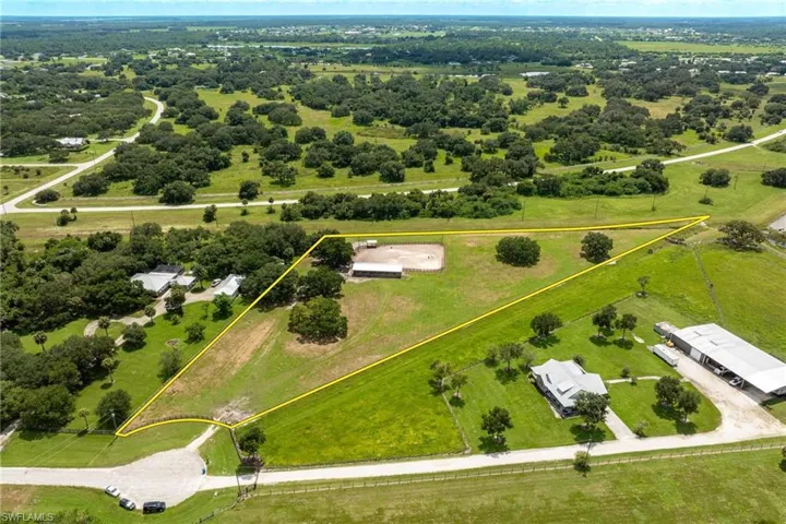 1125 Bronco Ct, Labelle Fl 33935