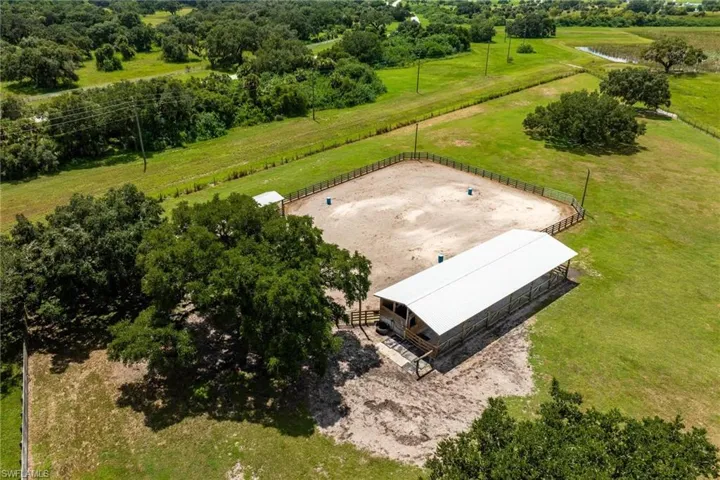 1125 Bronco Ct, Labelle Fl 33935