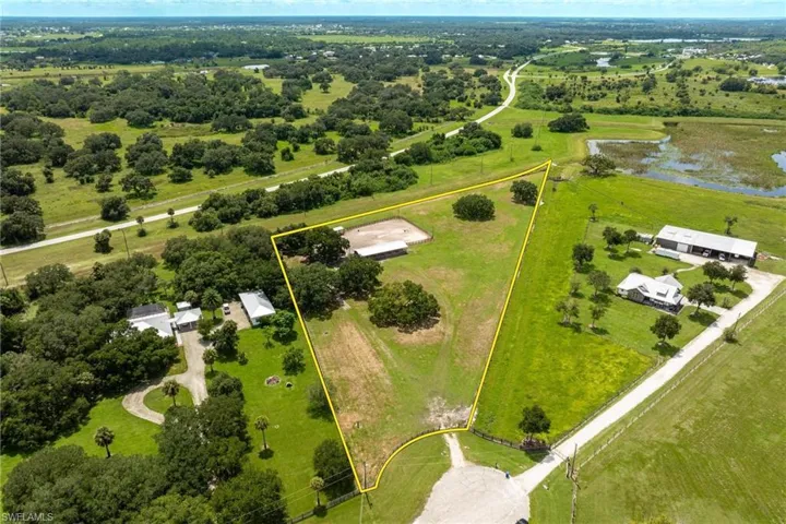 1125 Bronco Ct, Labelle Fl 33935