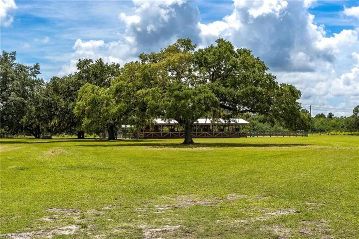 1125 Bronco Ct, Labelle Fl 33935